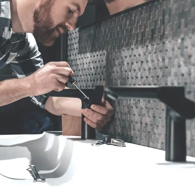 Réparation experte de votre mitigeur de salle de bain par MAG Maintenance